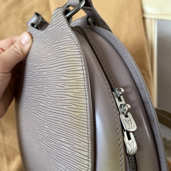 Louis Vuitton - Mabillon Epi Leather backpack Lira color main image 5